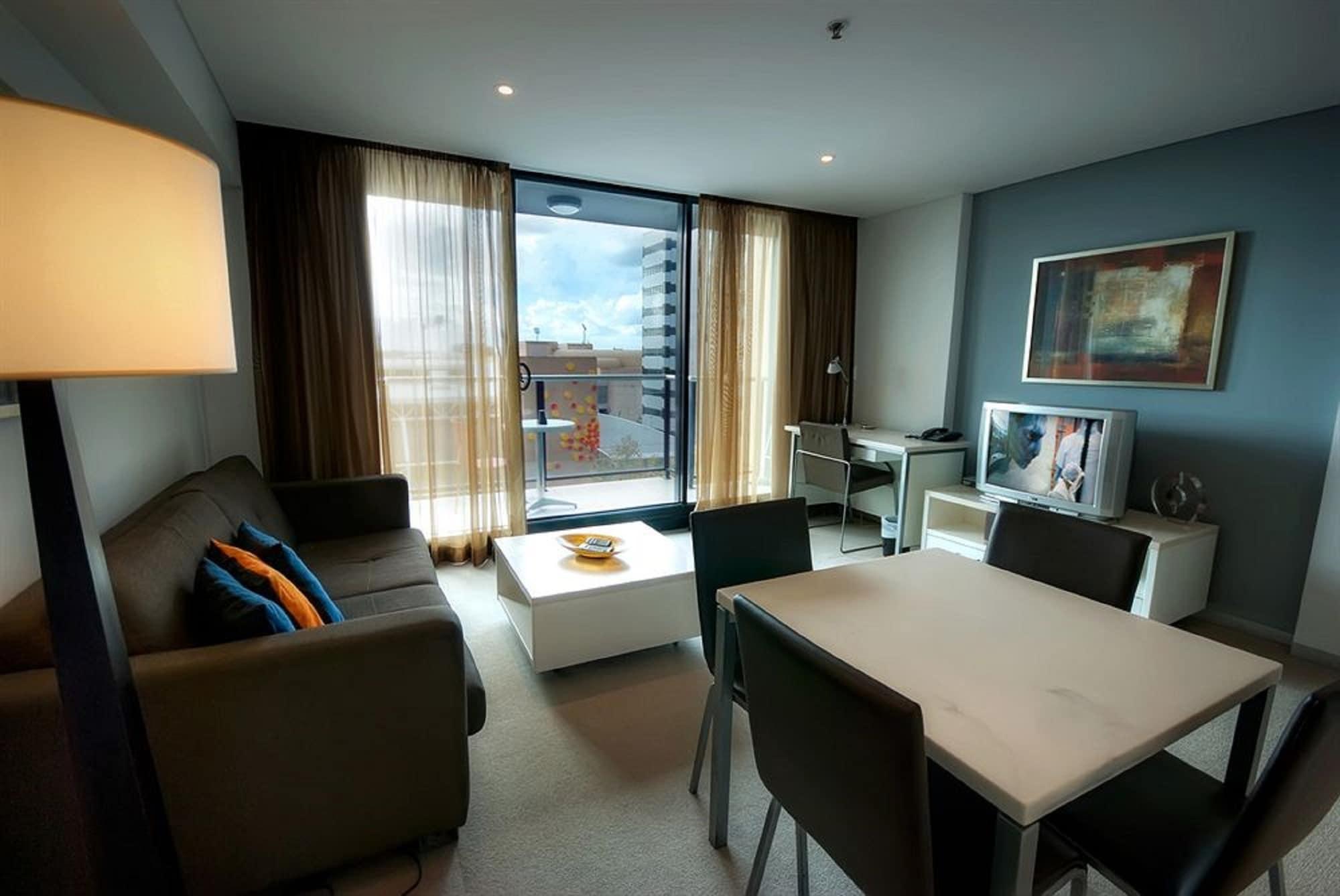La Loft Apartments North Terrace Adelaide Dış mekan fotoğraf