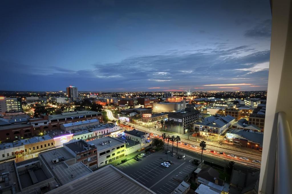 La Loft Apartments North Terrace Adelaide Oda fotoğraf